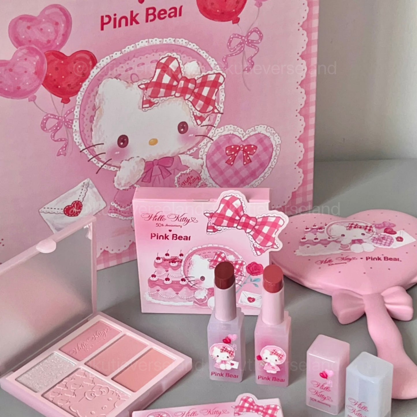 [Edición limitada] Lindo juego de regalo de espejo de mano con forma de corazón con paleta de labios de oso rosa y gatito de dibujos animados