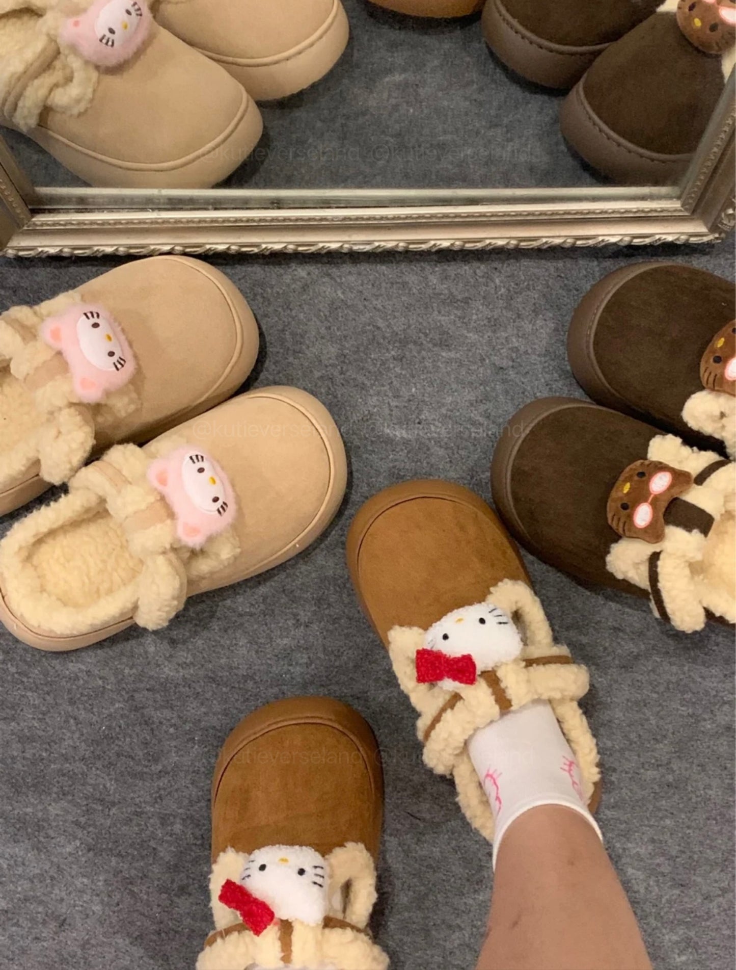 [Seasonal Favorites] Cute Cartoon Cat KTY Fluffy Cozy Comfort Platform Mule Slippers Thick-Soled Outdoor Cotton Loafers